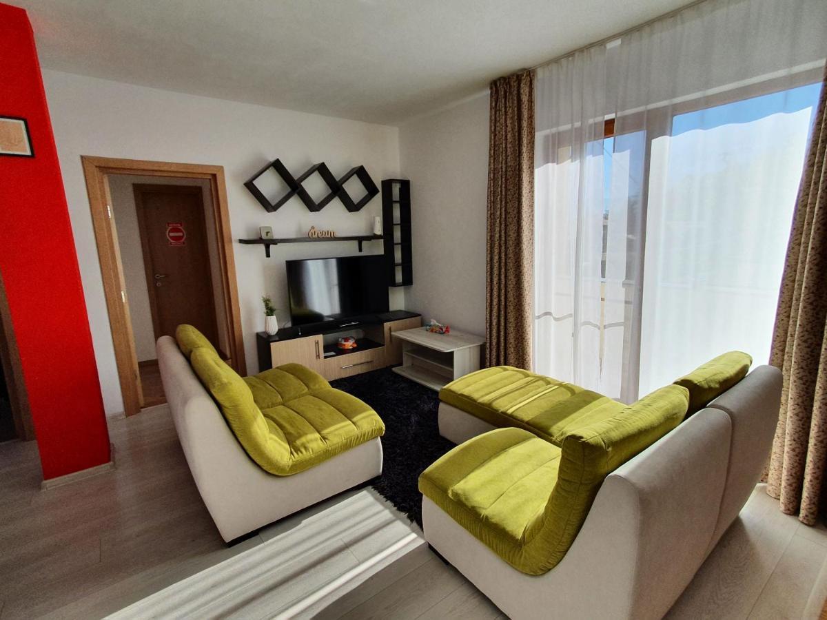 Apartament La Casa In Curte Comuna Apartment Codlea Ngoại thất bức ảnh